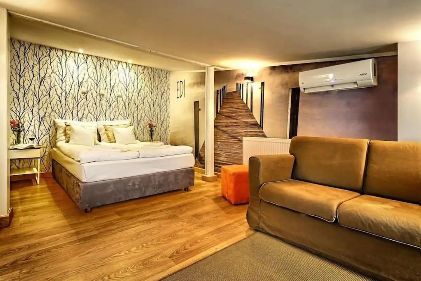 expedia-3157741-25