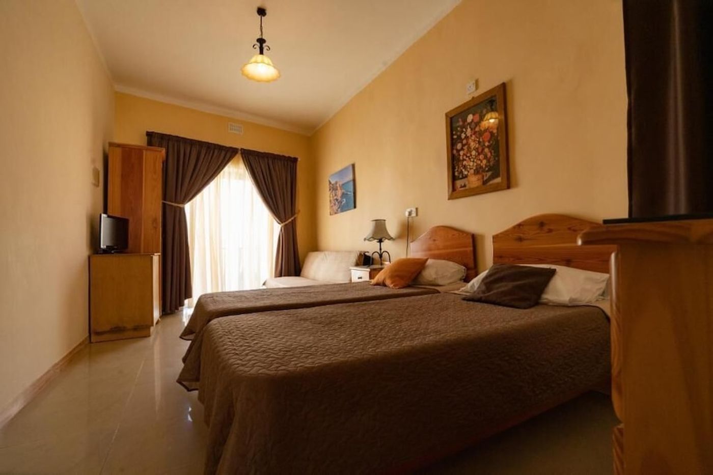 expedia-3166856-21