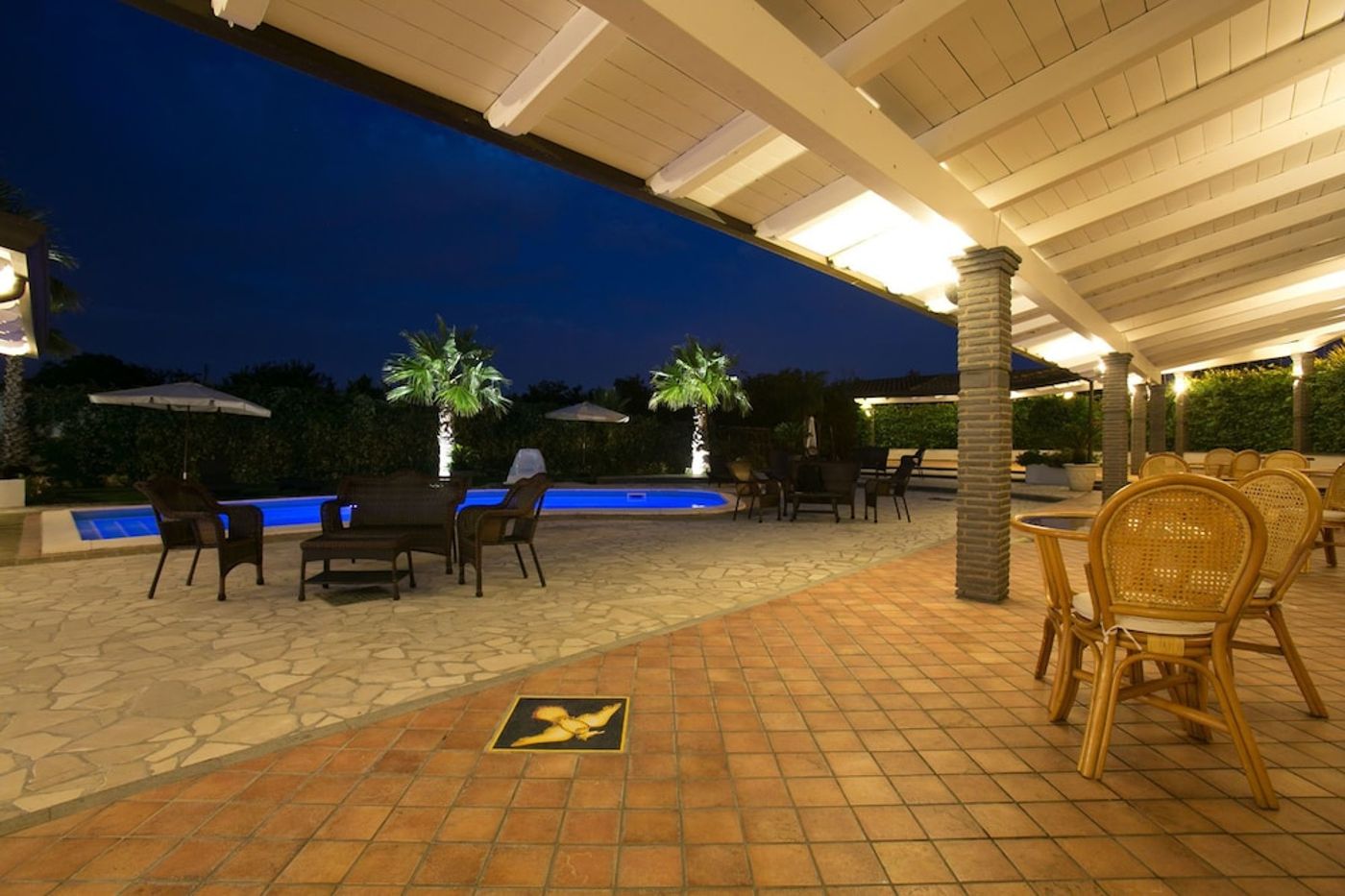 expedia-3166729-4