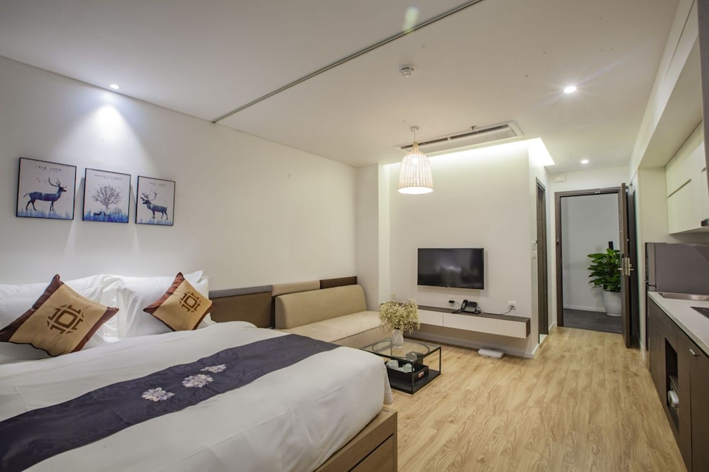 expedia-3163066-26