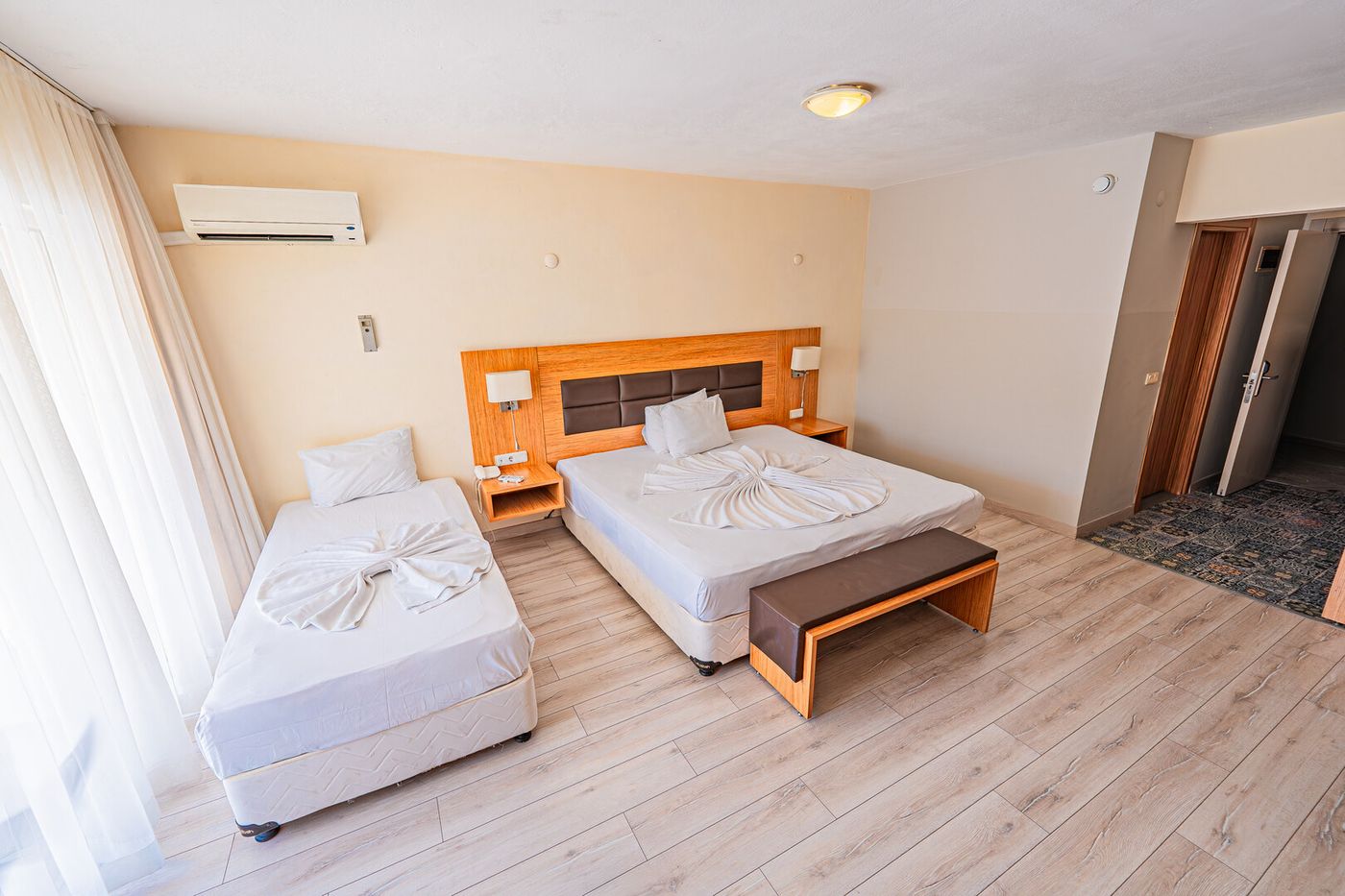 Begonville Hotel