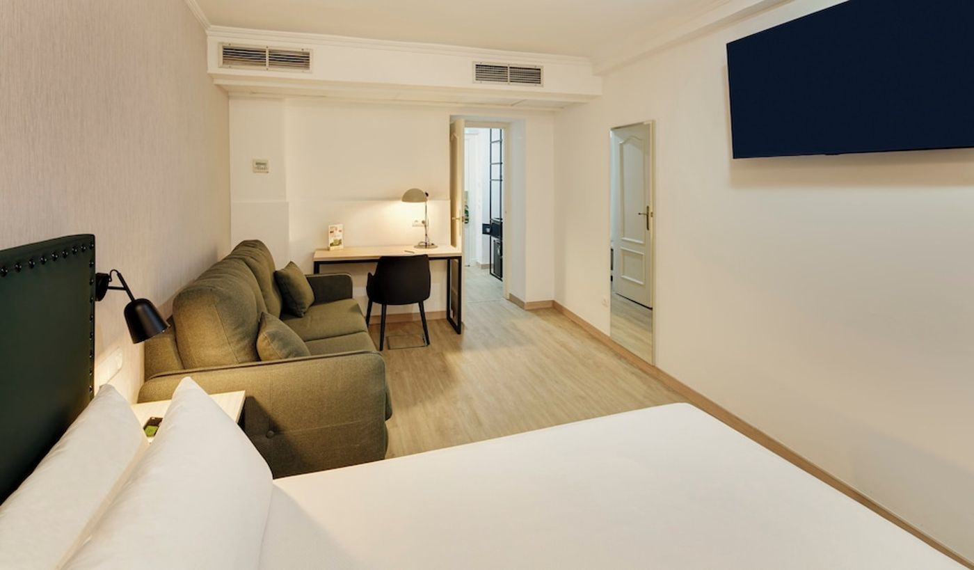 expedia-3166043-12