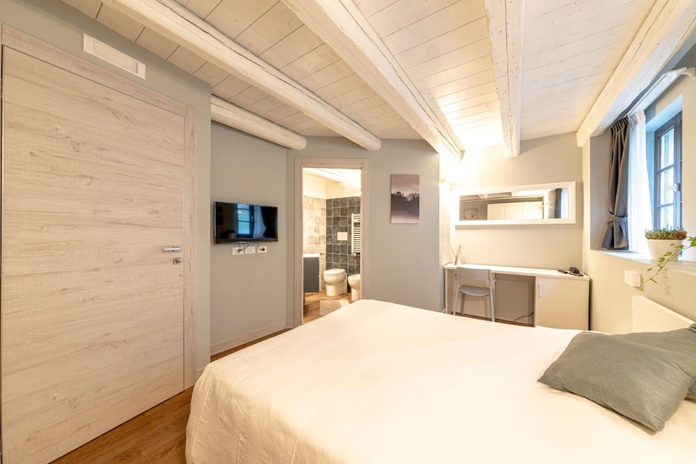 expedia-3161249-4