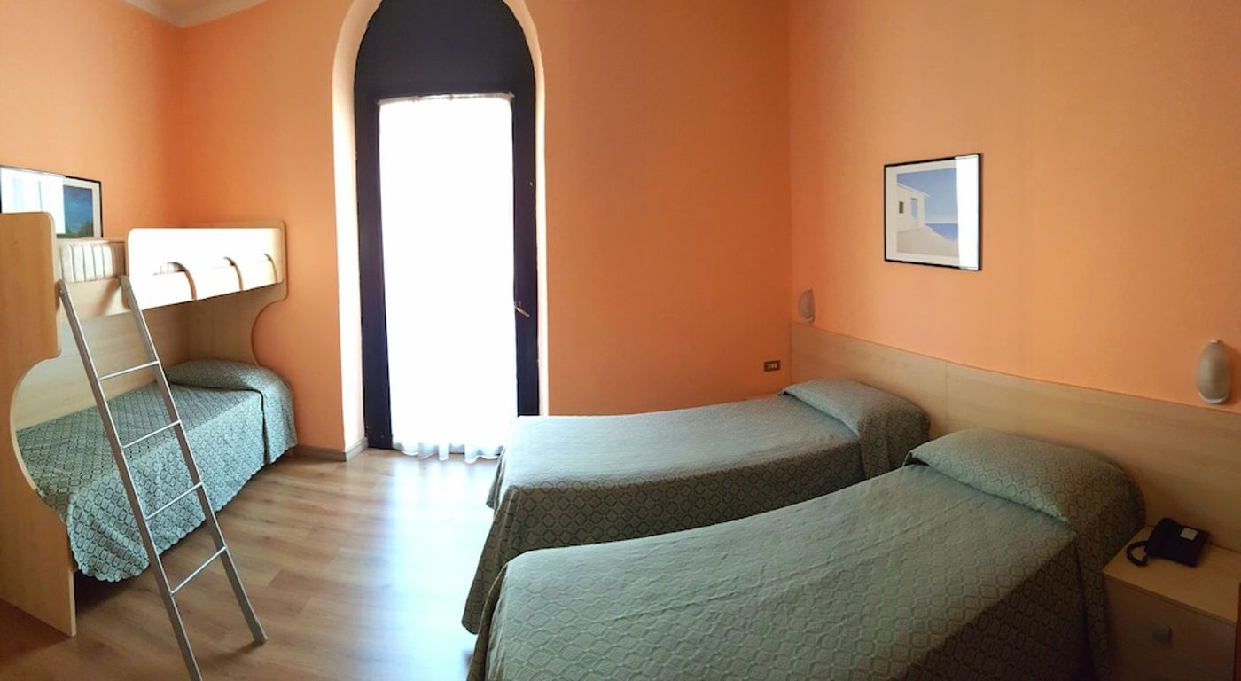 expedia-3163575-12