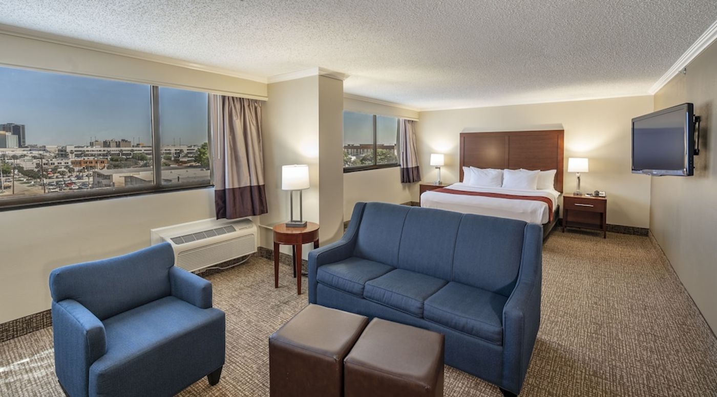 expedia-3165960-11