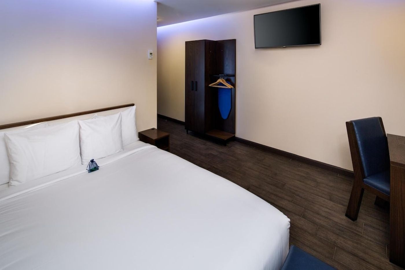 expedia-3162438-18