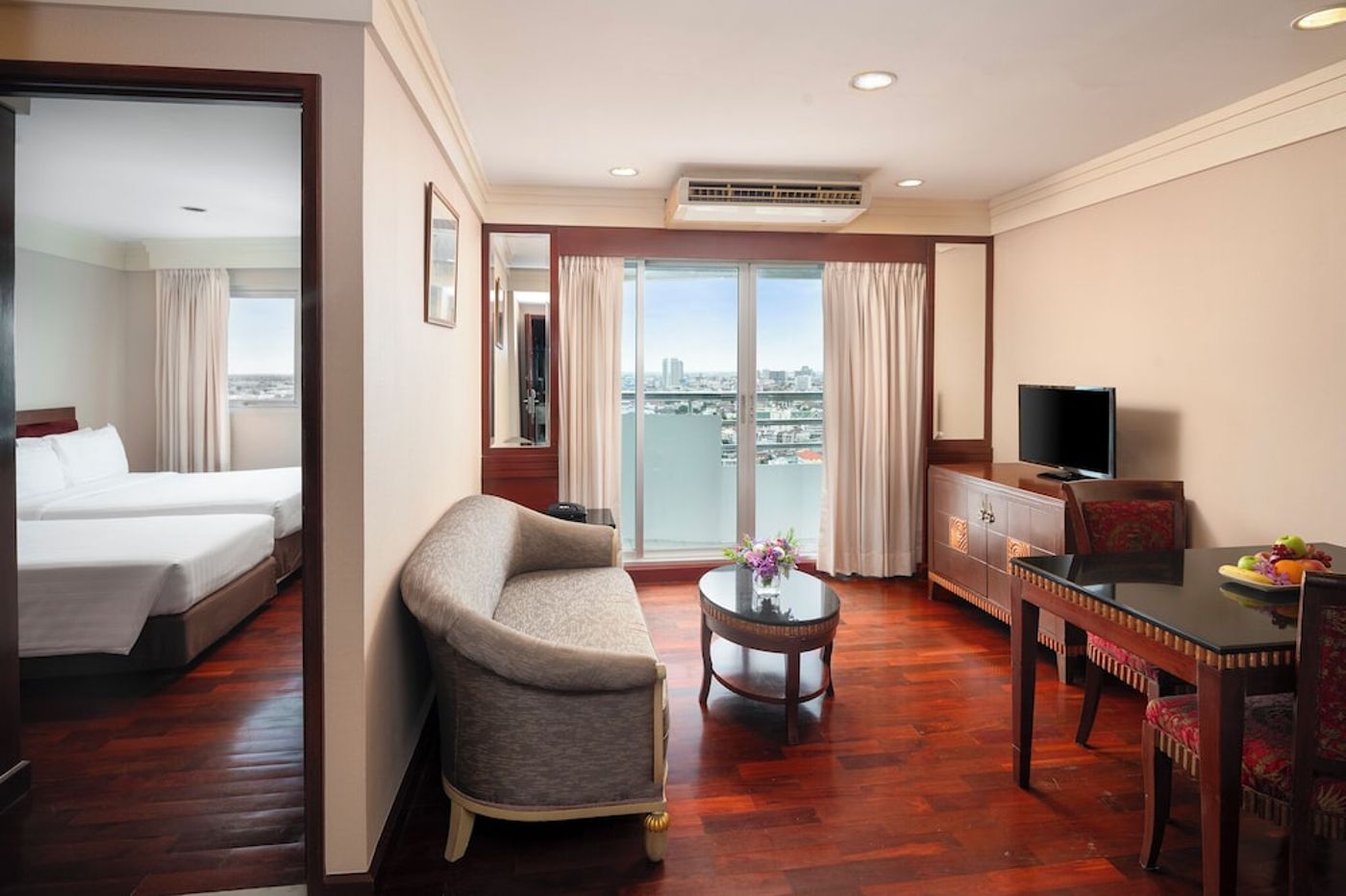 expedia-3120198-28