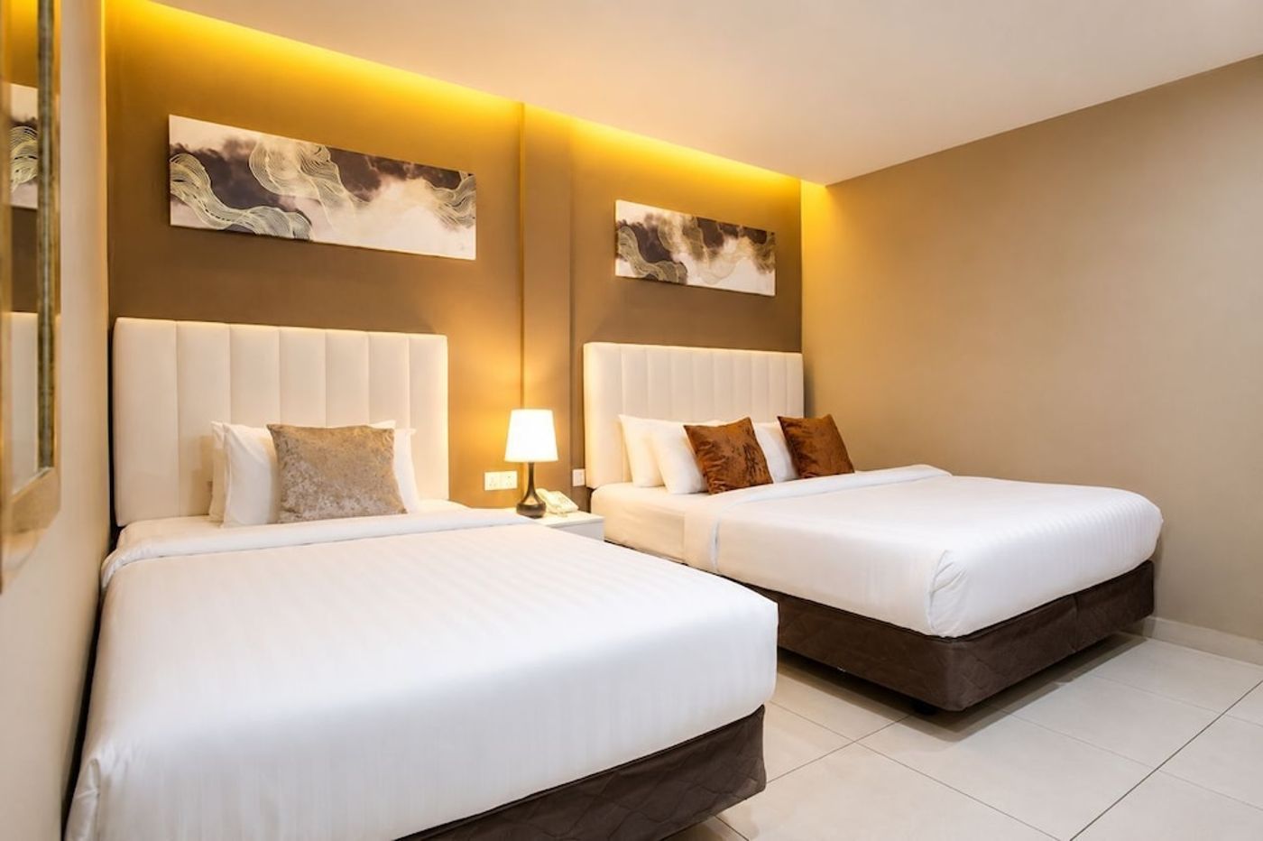 expedia-3165437-9