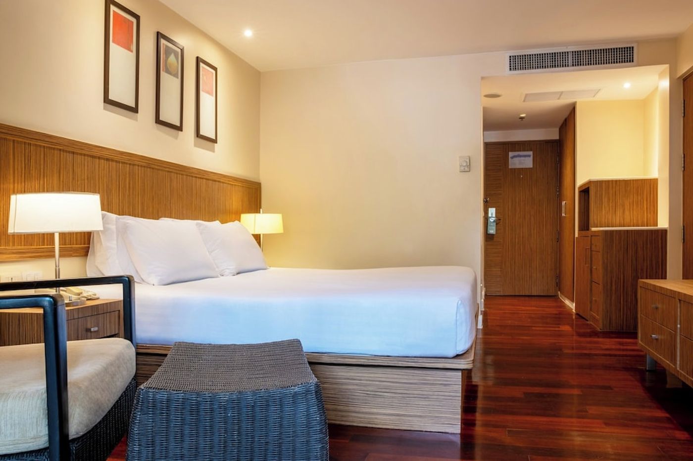 expedia-3166882-29