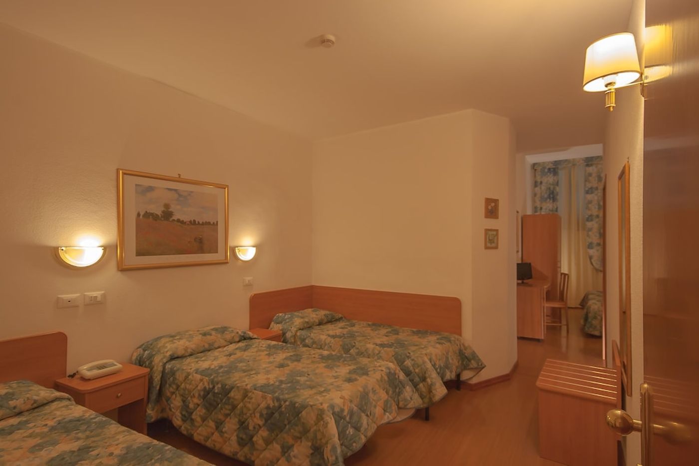 expedia-3163349-17
