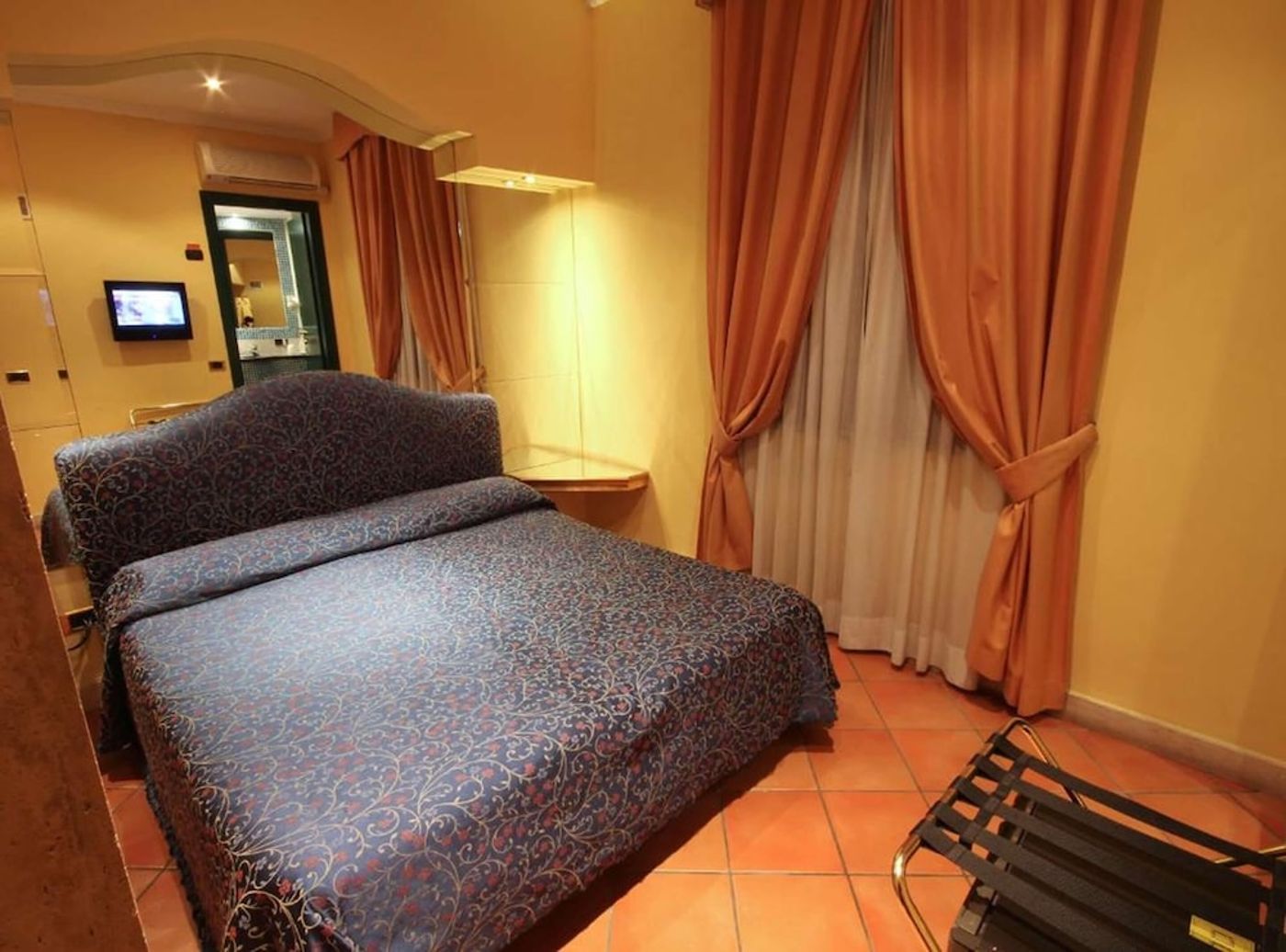 expedia-3163365-14