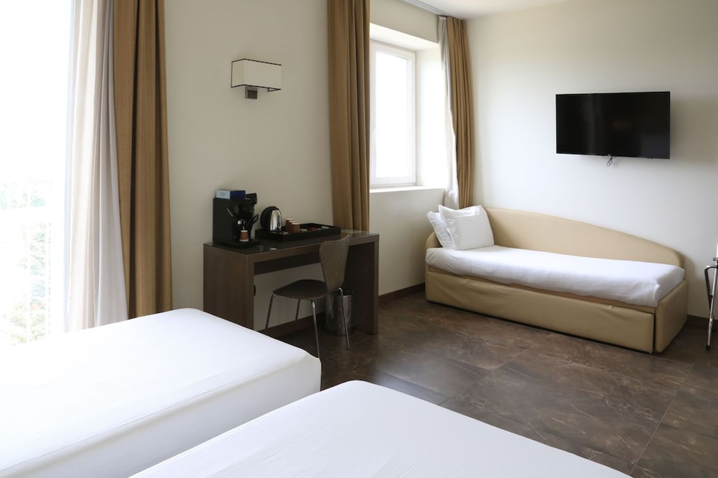 expedia-3159907-26