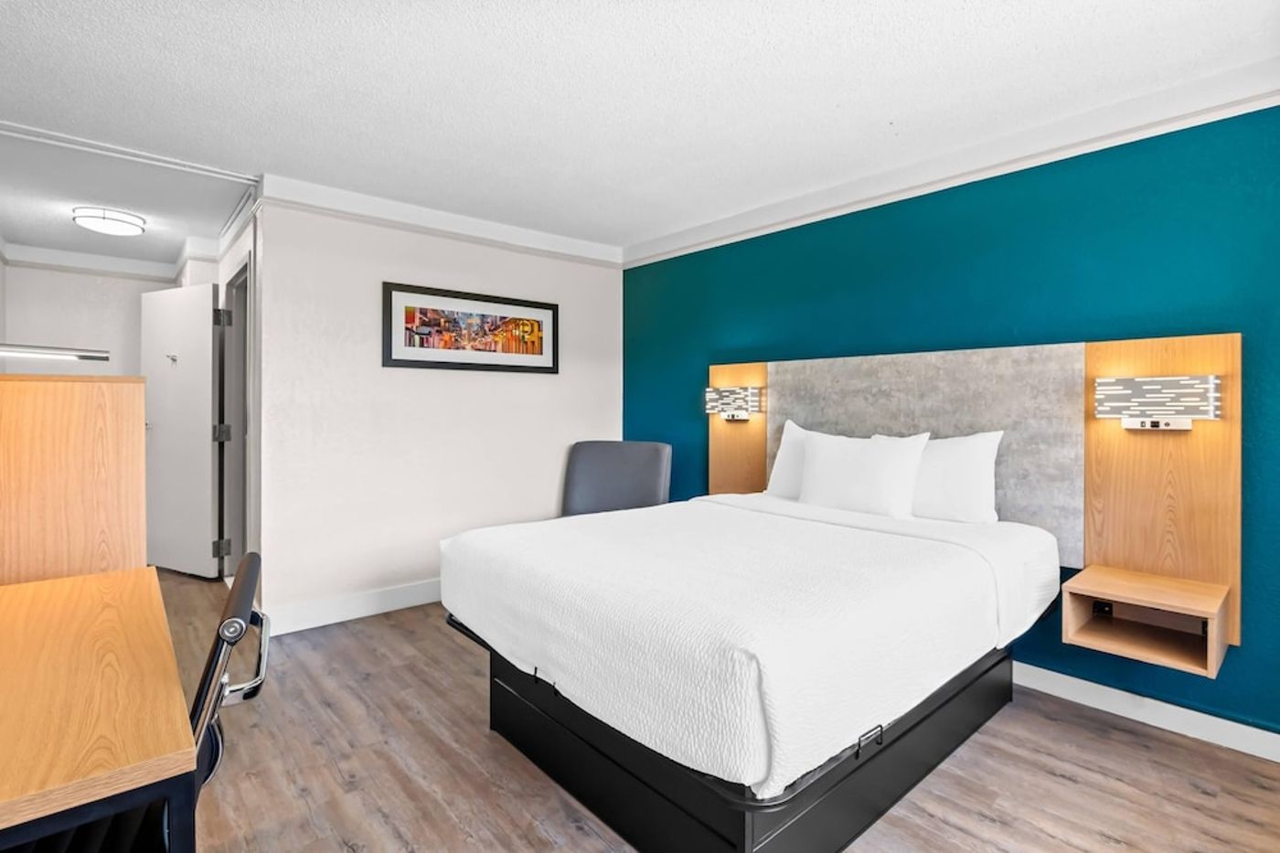 expedia-3165907-25