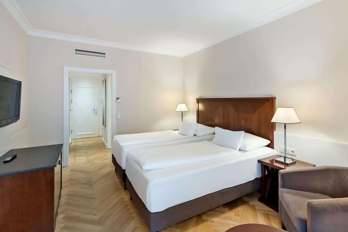 expedia-3156419-95