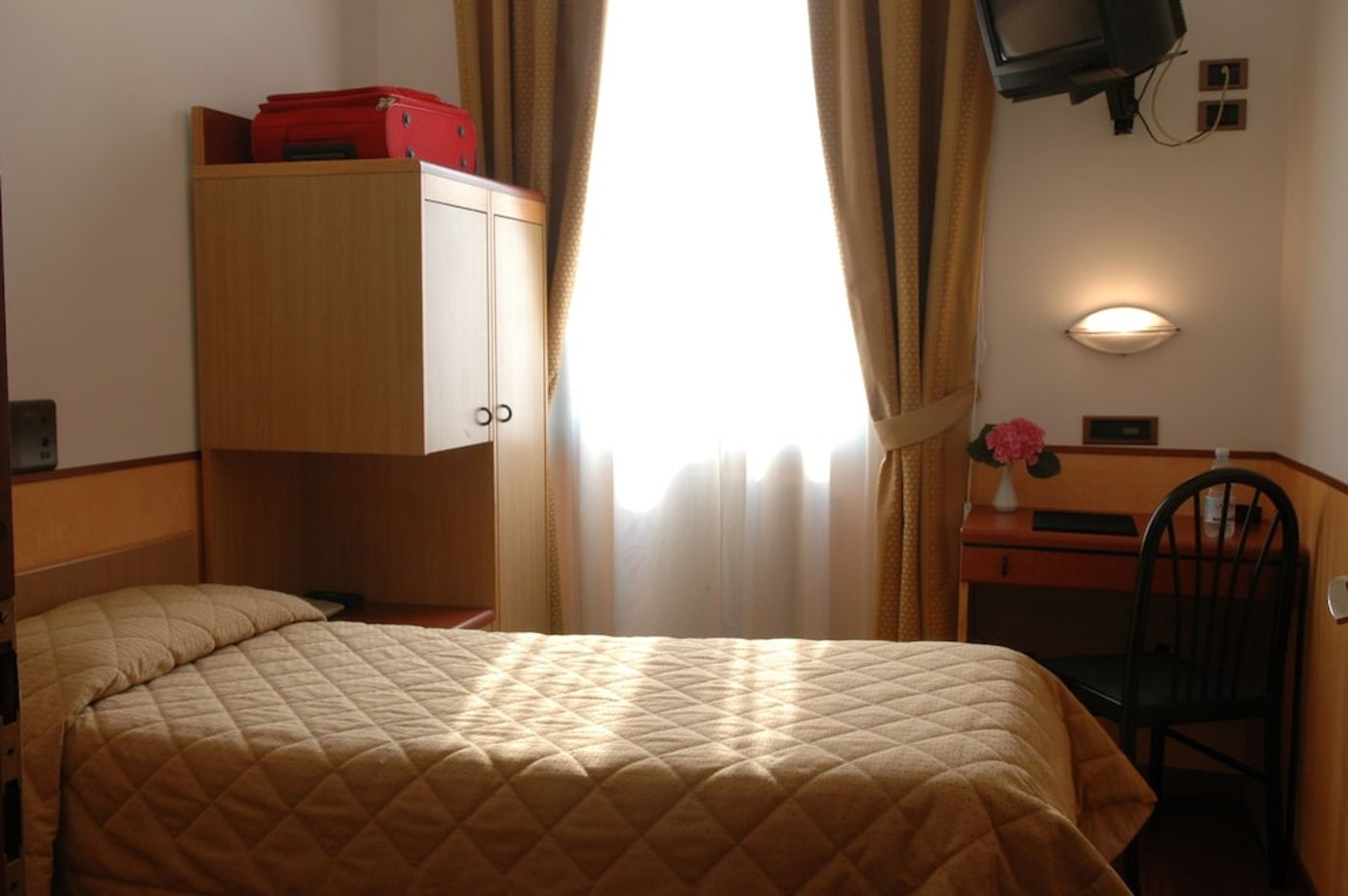expedia-3163547-5