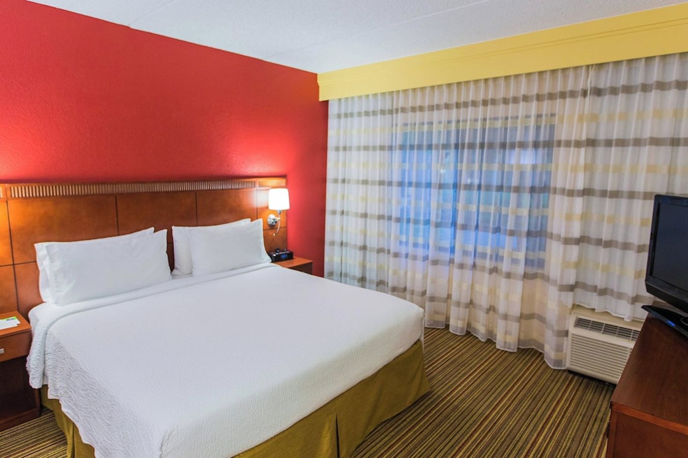 expedia-3158690-10