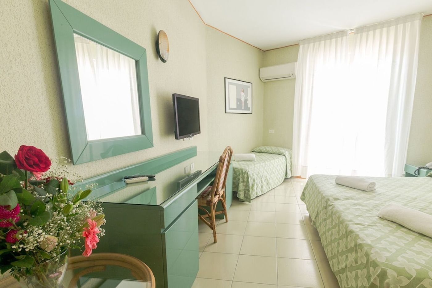 expedia-3166783-27