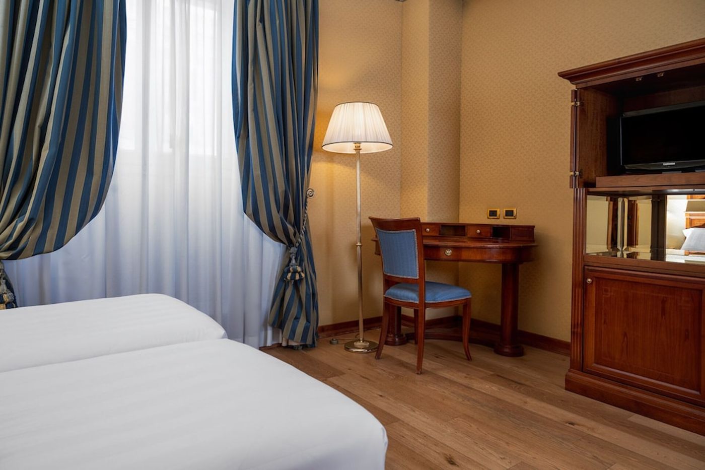 expedia-3164687-7