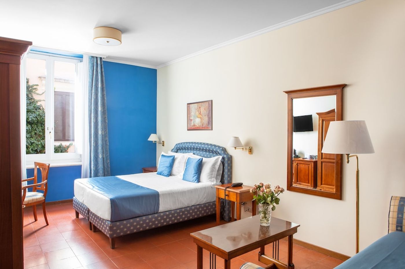 expedia-3165525-5