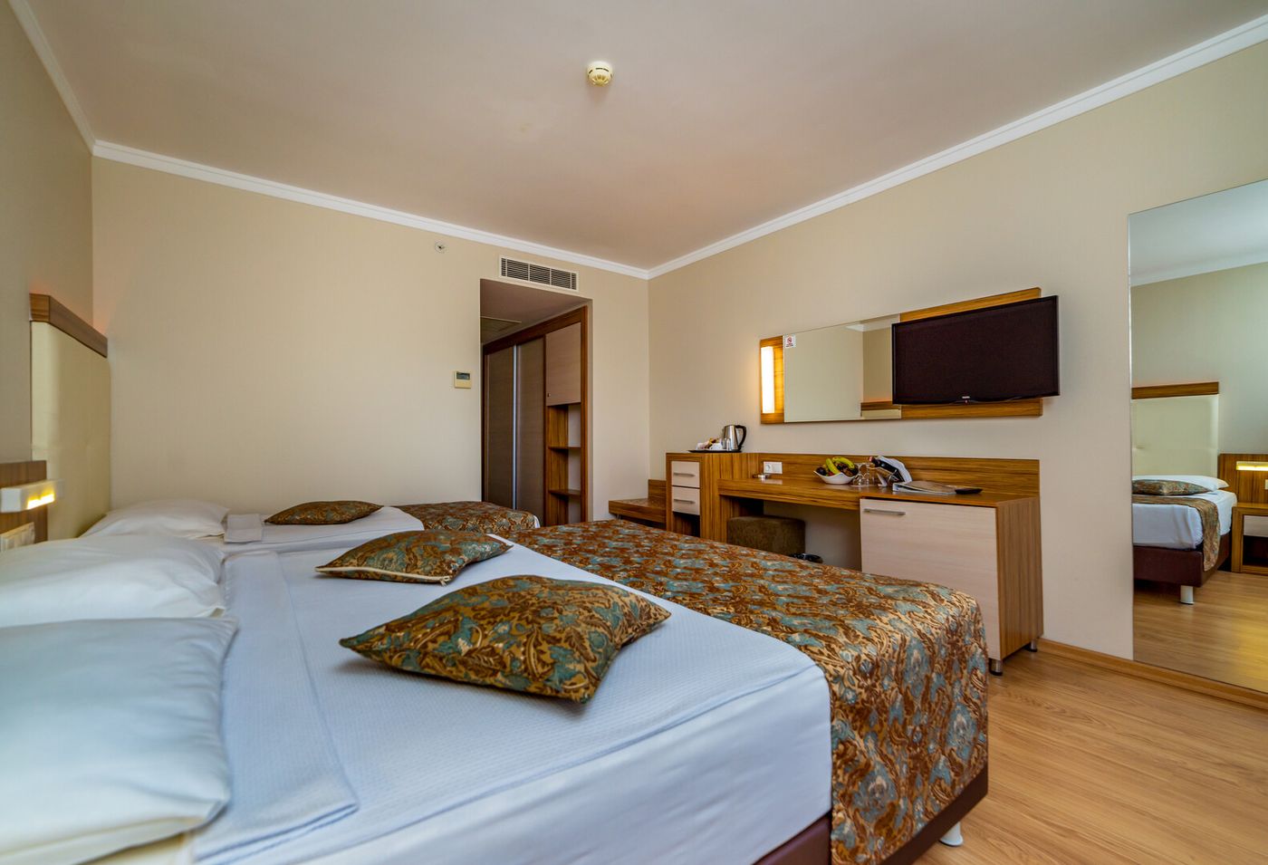 Calimera Hane Garden Hotel