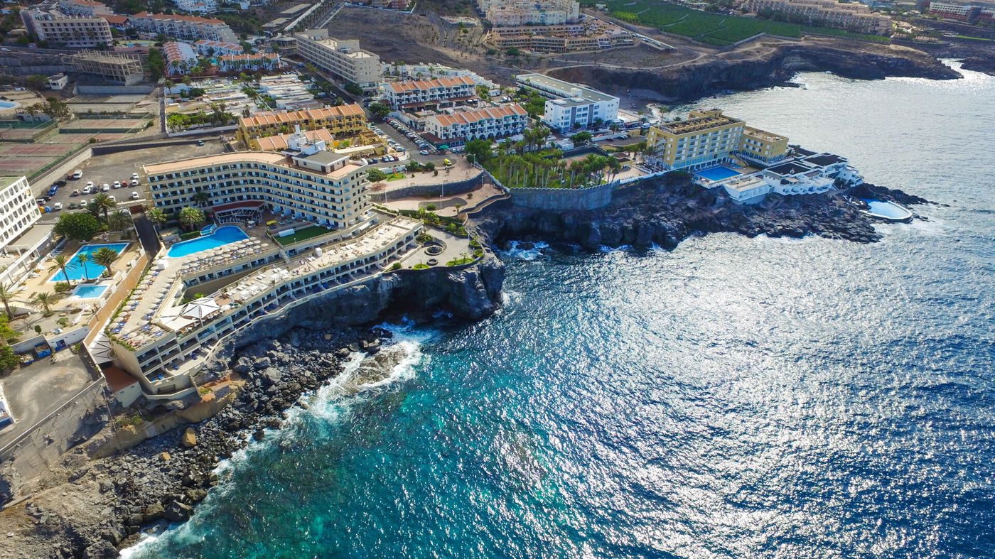 10.12.25 ONA Pearly Grey