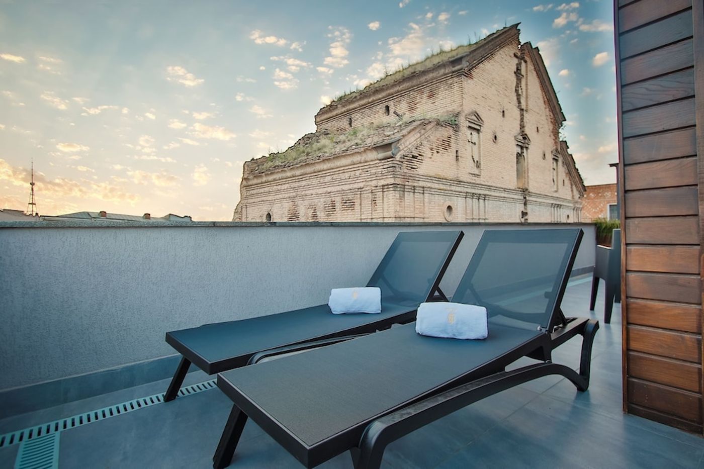 expedia-3157472-5