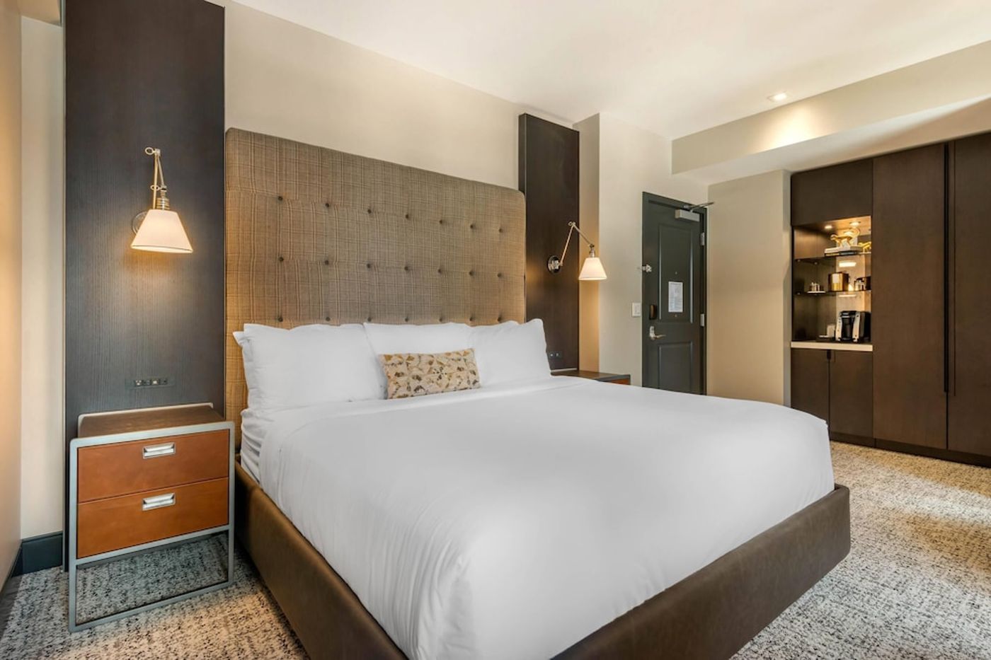 expedia-3158069-26