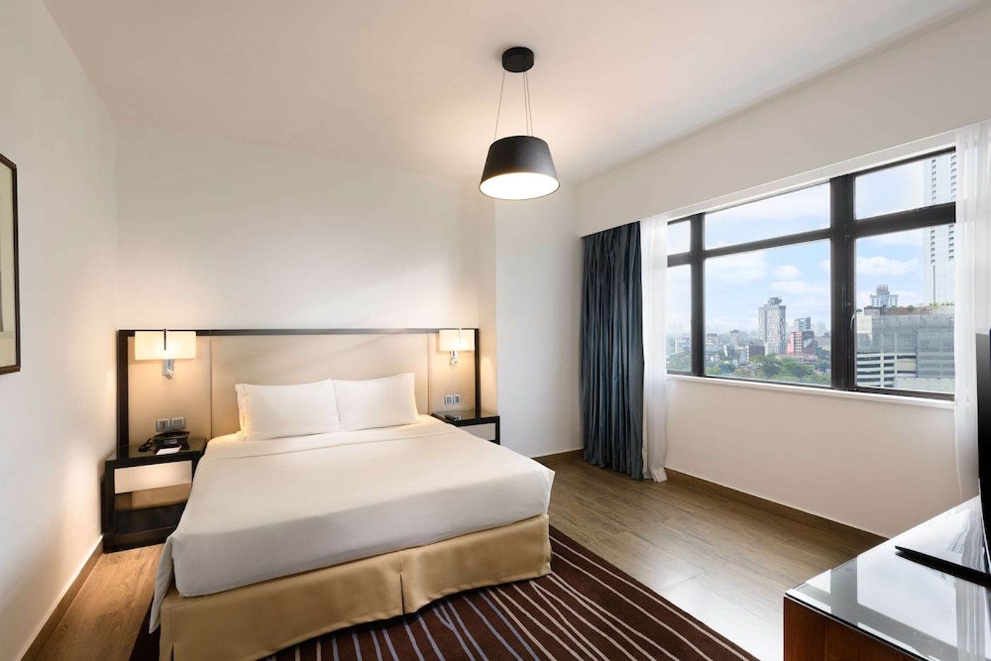 expedia-3156740-30