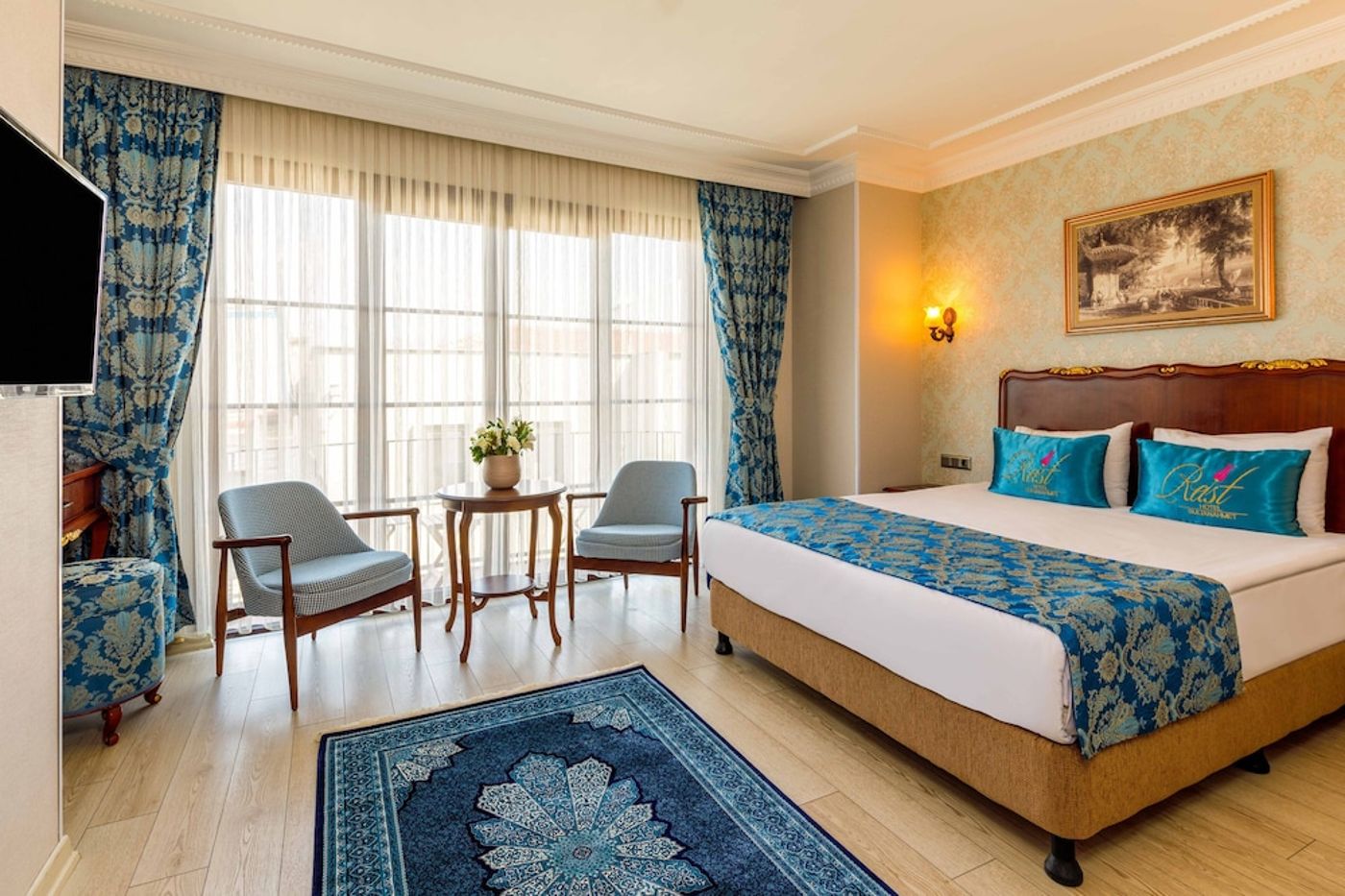 expedia-3161829-12
