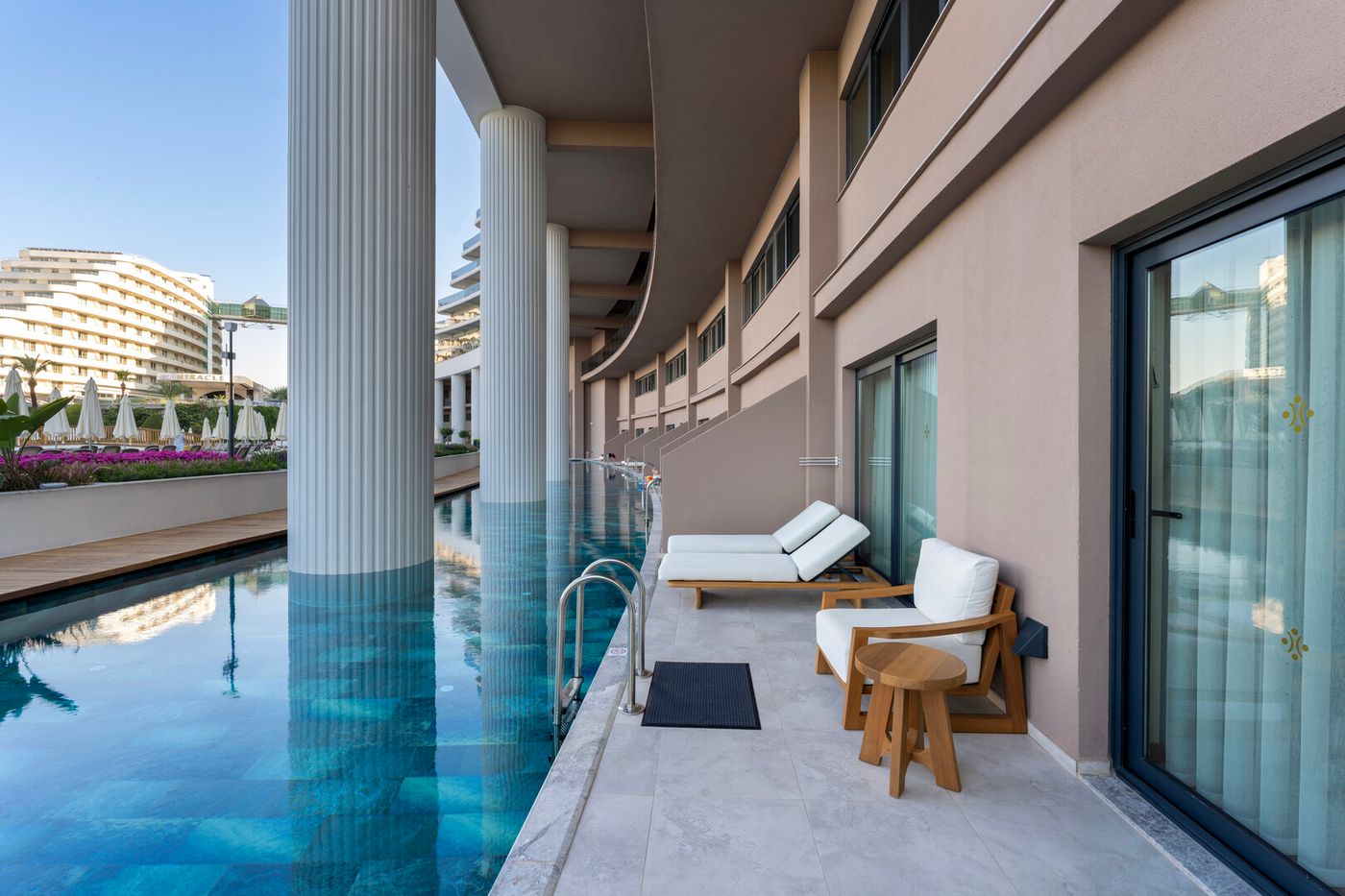 Miracle Resort Hotel
