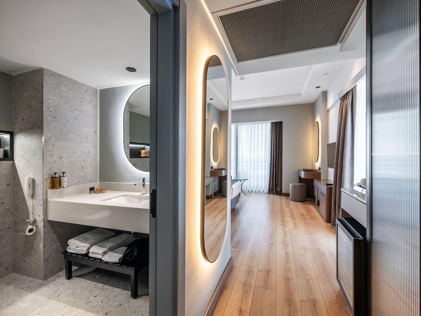 Korumar Deluxe Hotel