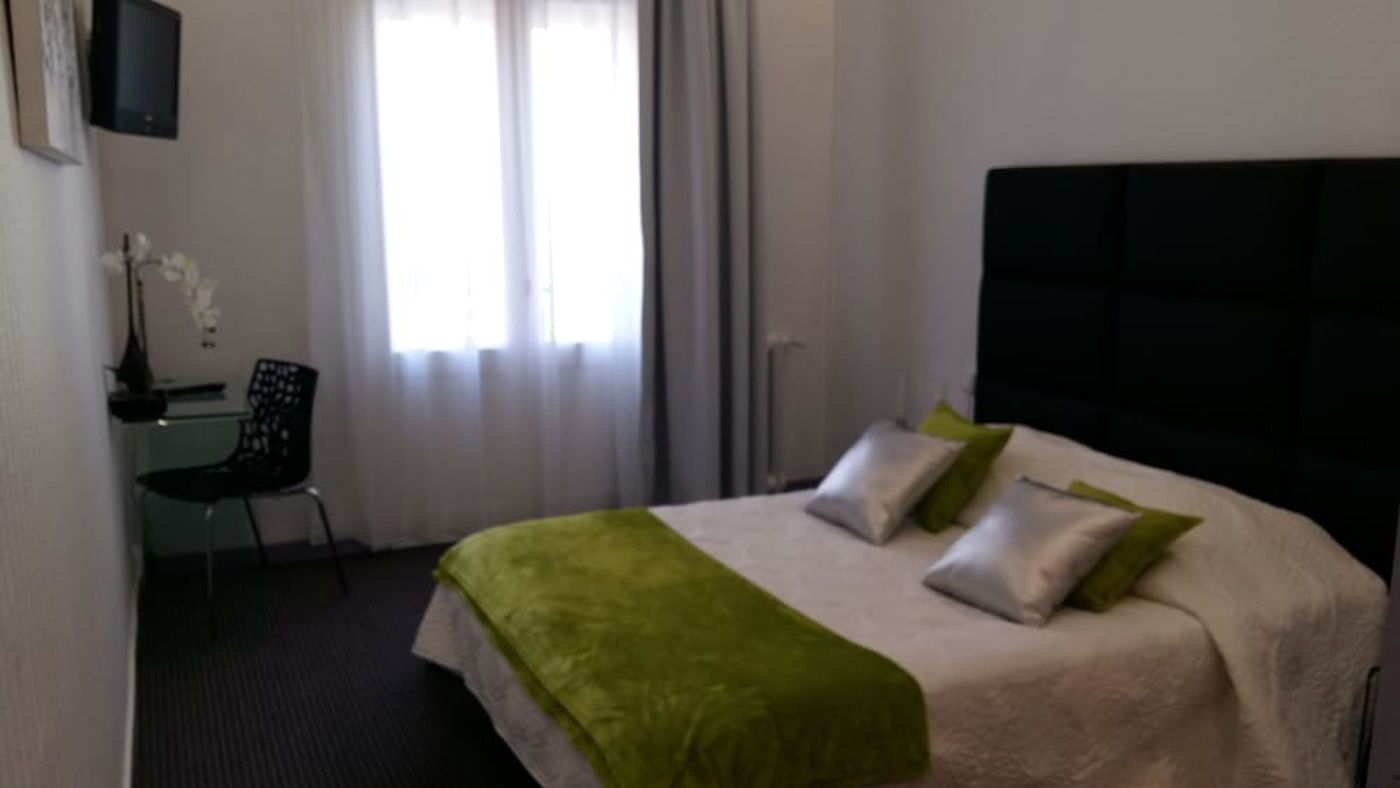 expedia-3163898-13