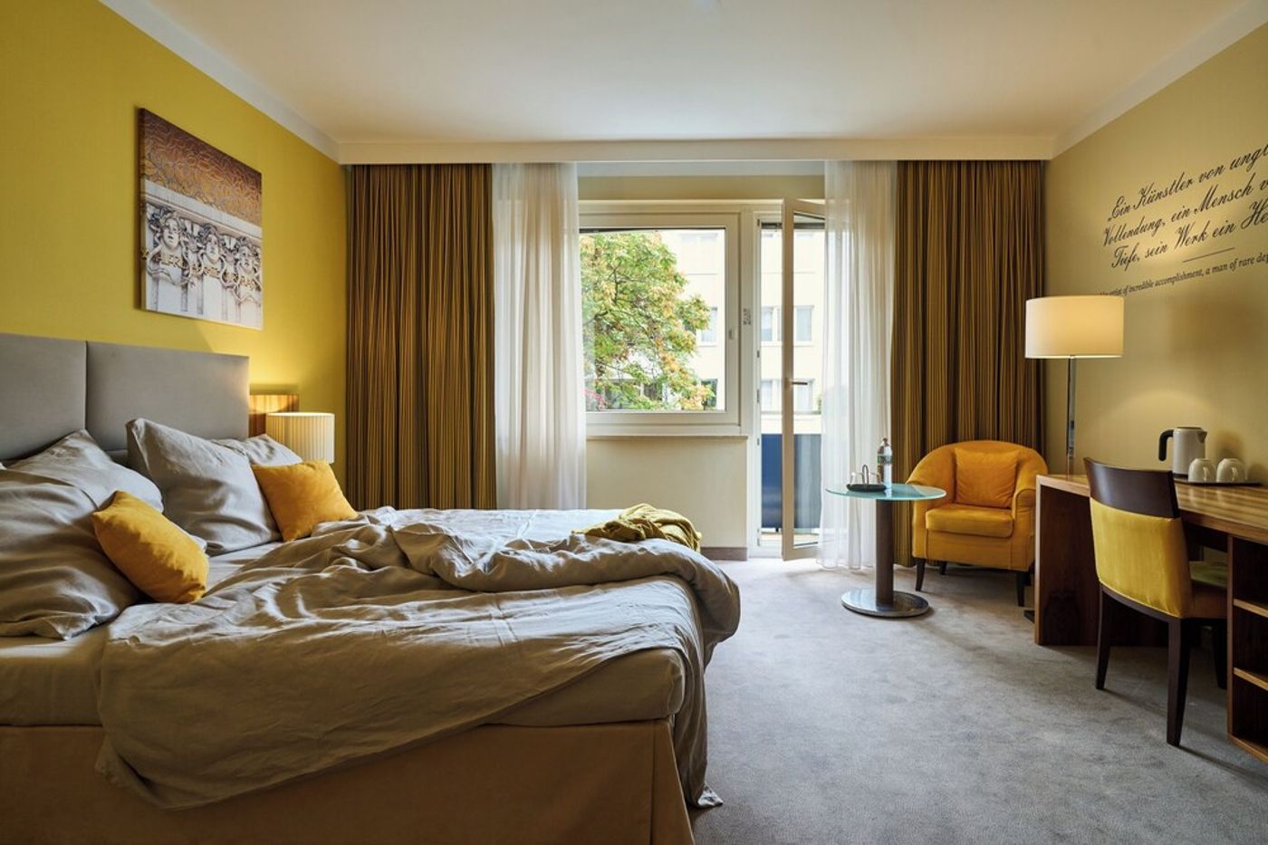 expedia-3163947-27