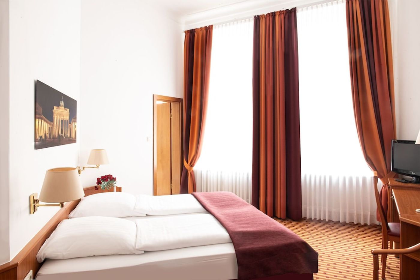 expedia-3165024-28