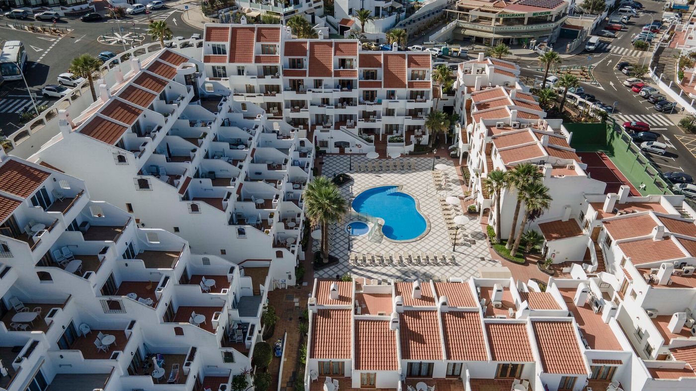 15.12.25 ONA Beverly Hills Suites