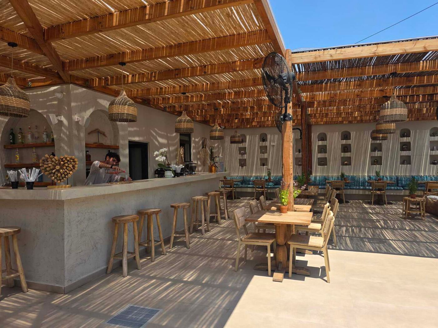 Cabana Rossa Boutique Hotel & Suites