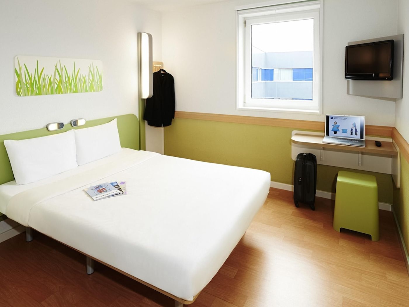 expedia-3163196-7