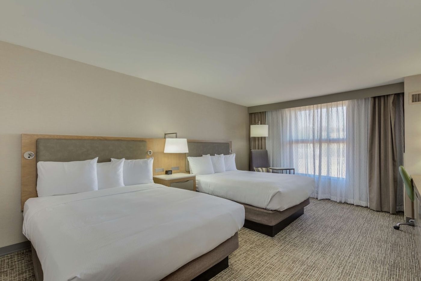 expedia-3159584-23