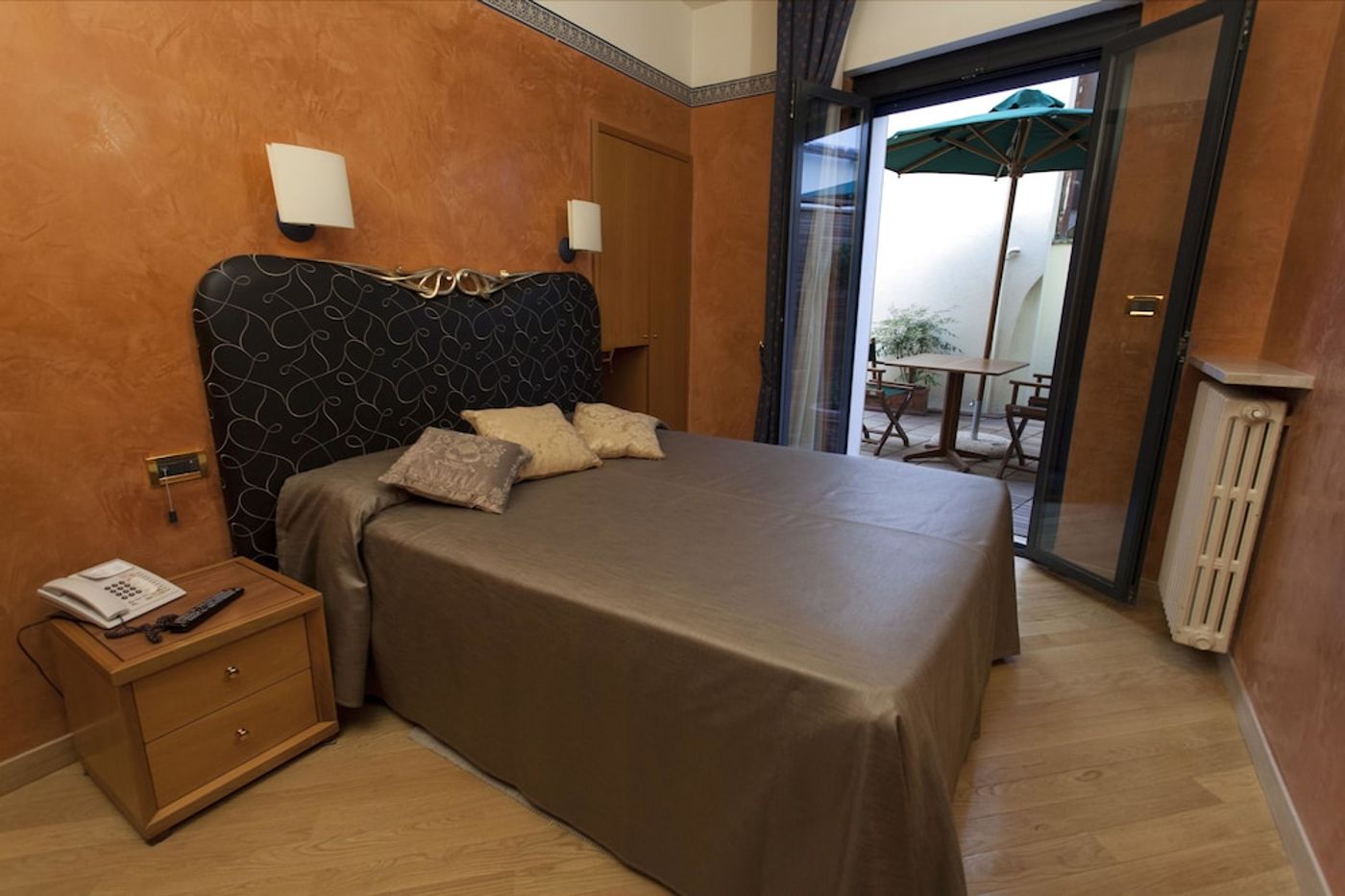 expedia-3162753-10