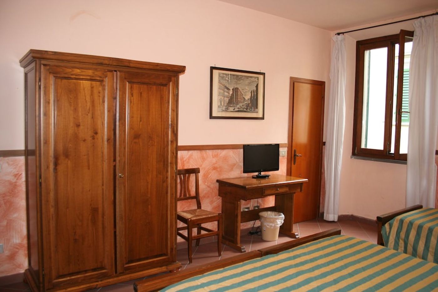 expedia-3160593-9