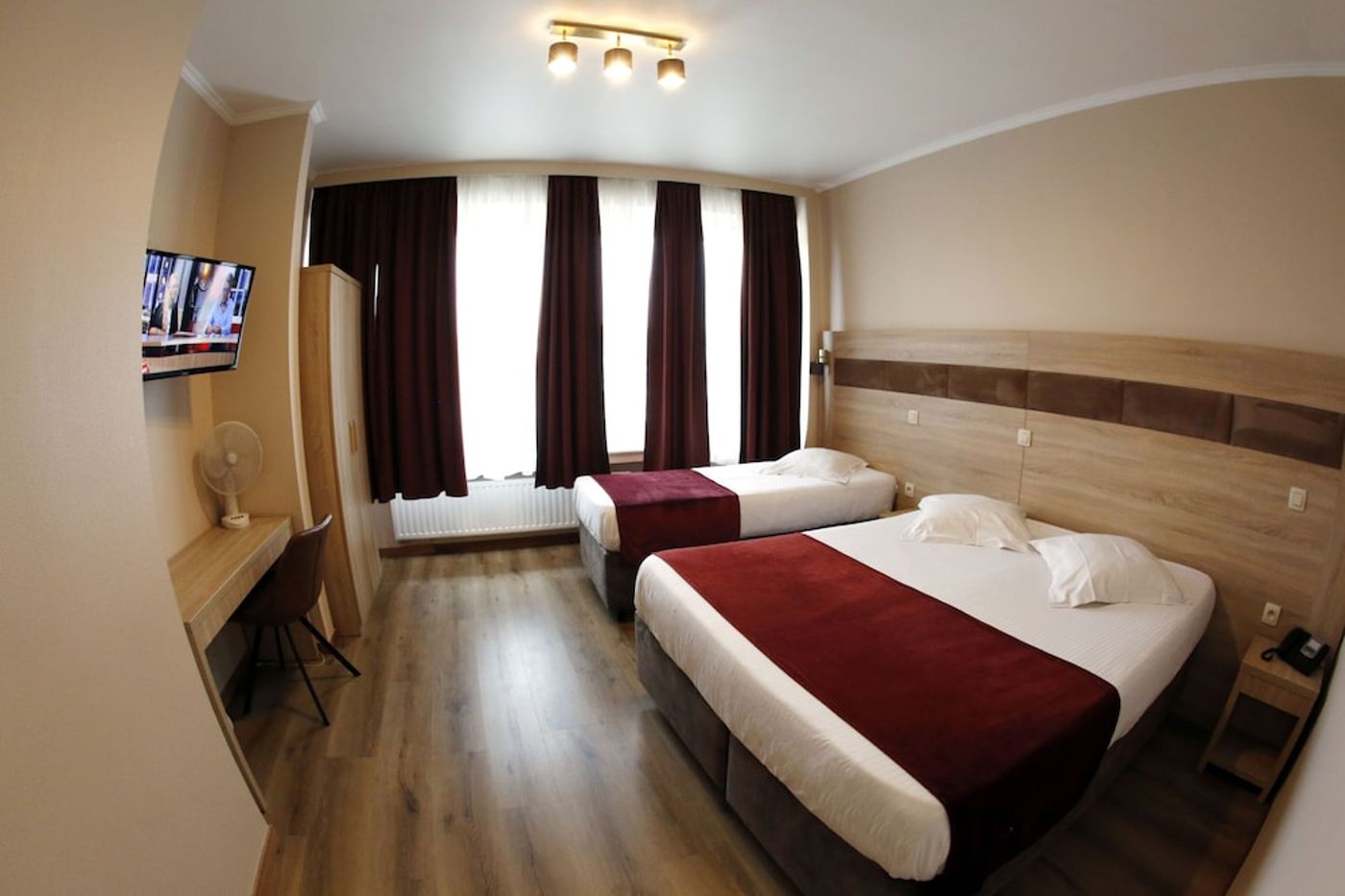 expedia-3157215-1