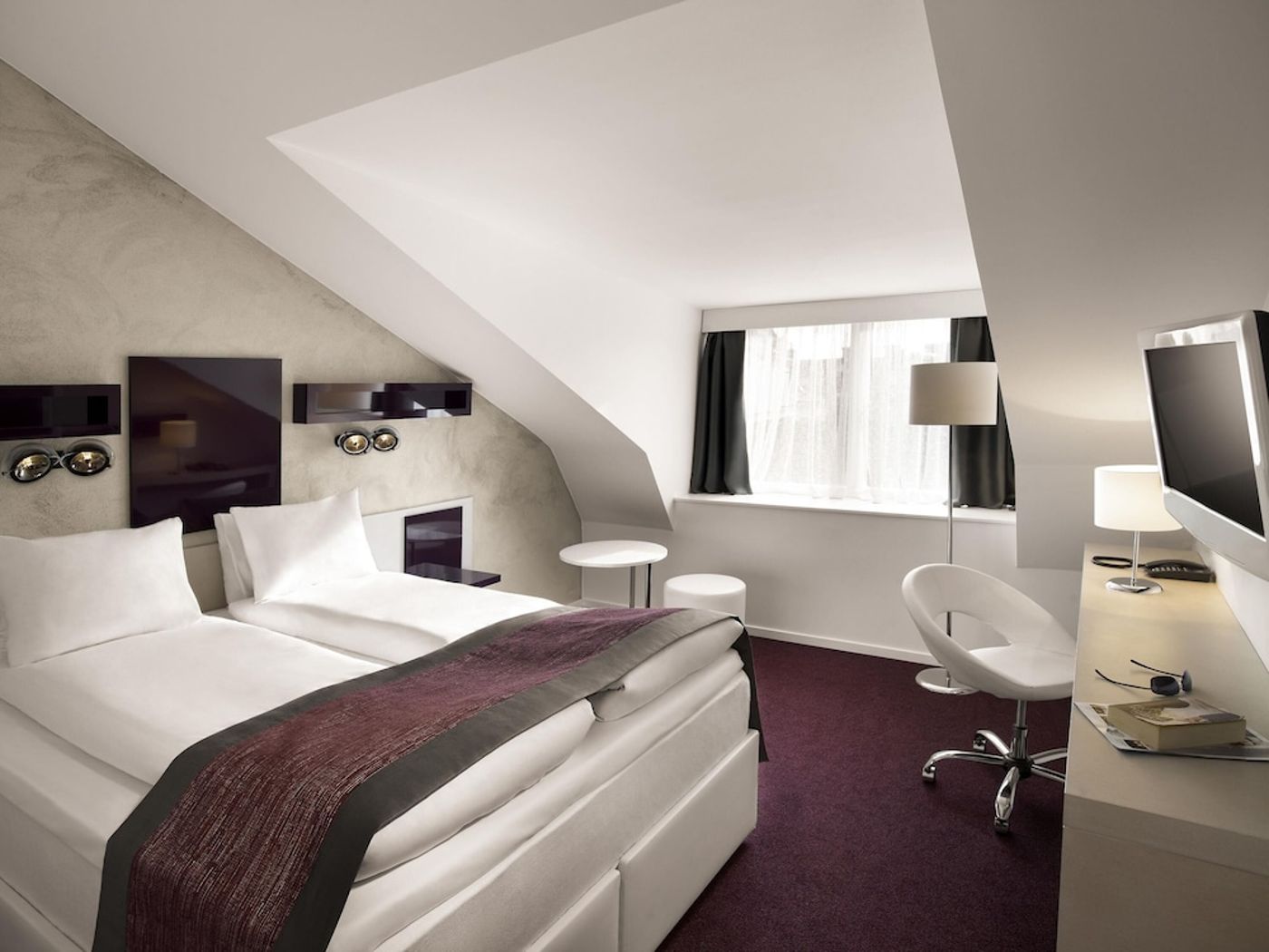 expedia-3163862-12