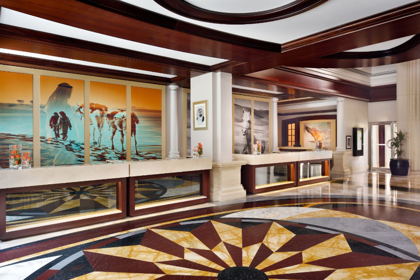Movenpick Hotel & Apartments Bur Dubai 08.06