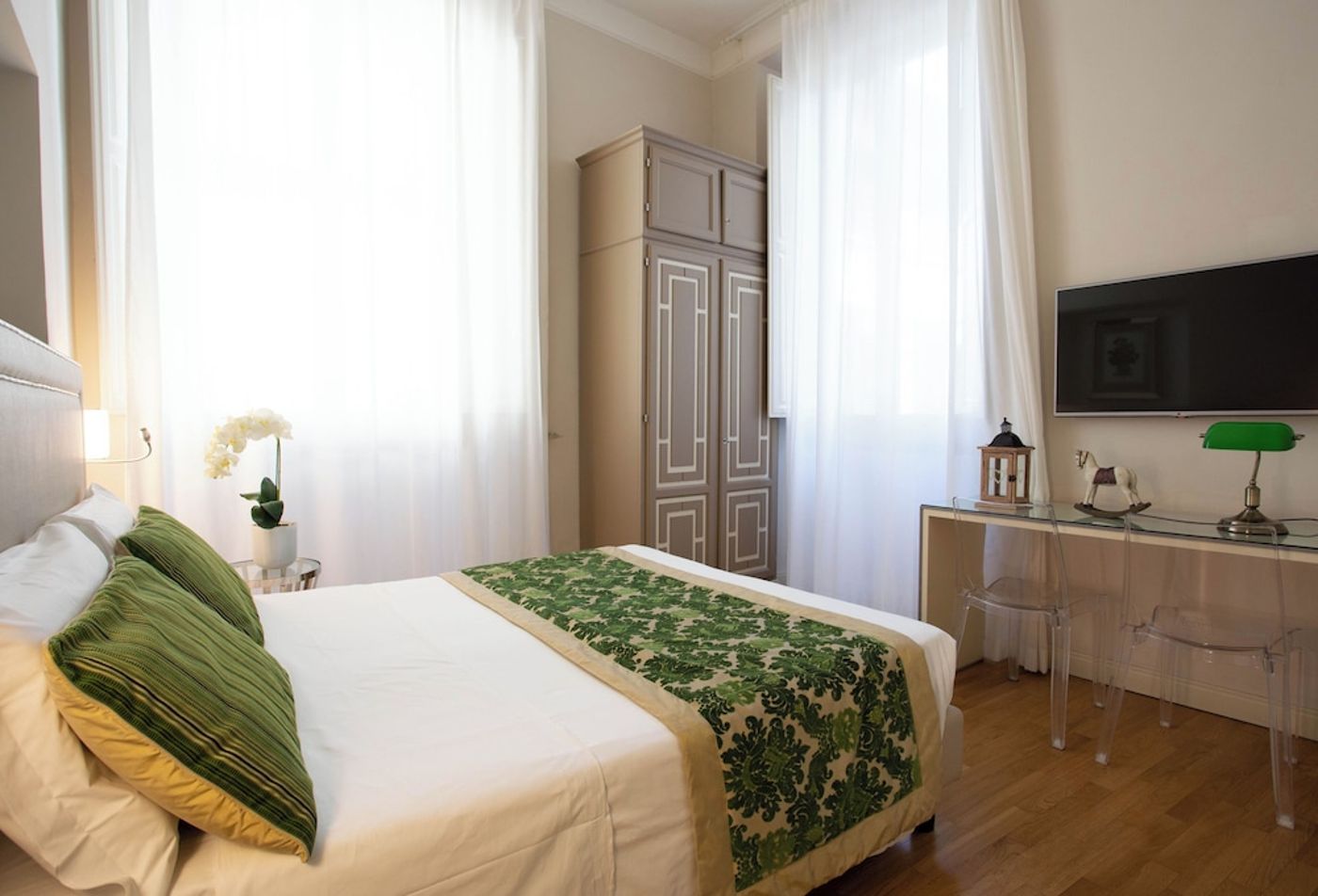 expedia-3164861-26