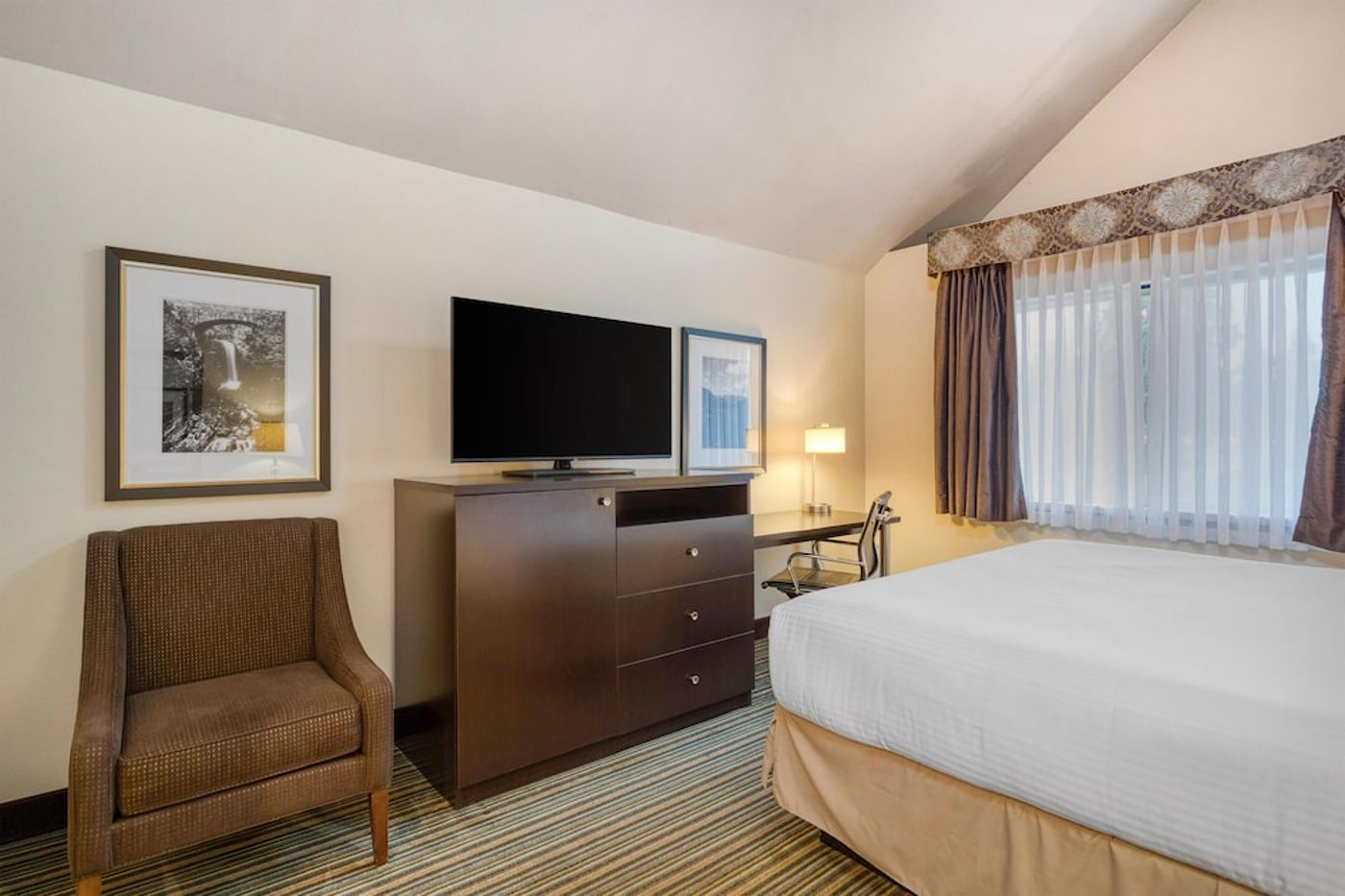 expedia-3161152-26