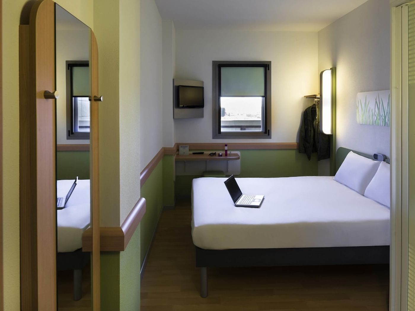 expedia-3163832-20