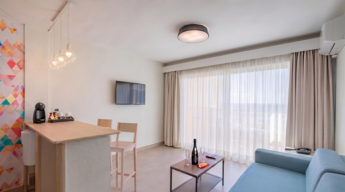 11.06.26 Servatur Isora Suites