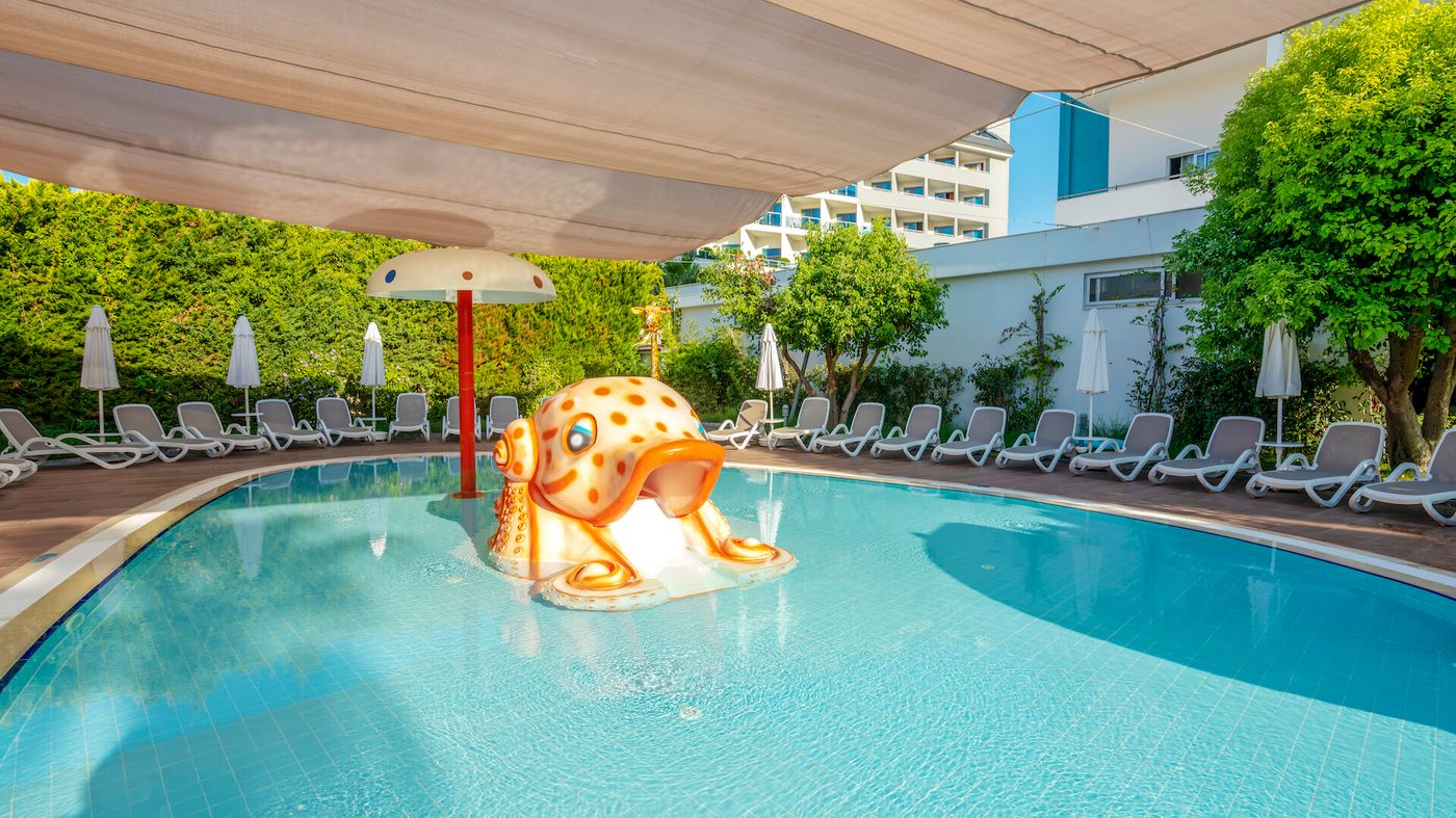 Seashell Resort & Spa