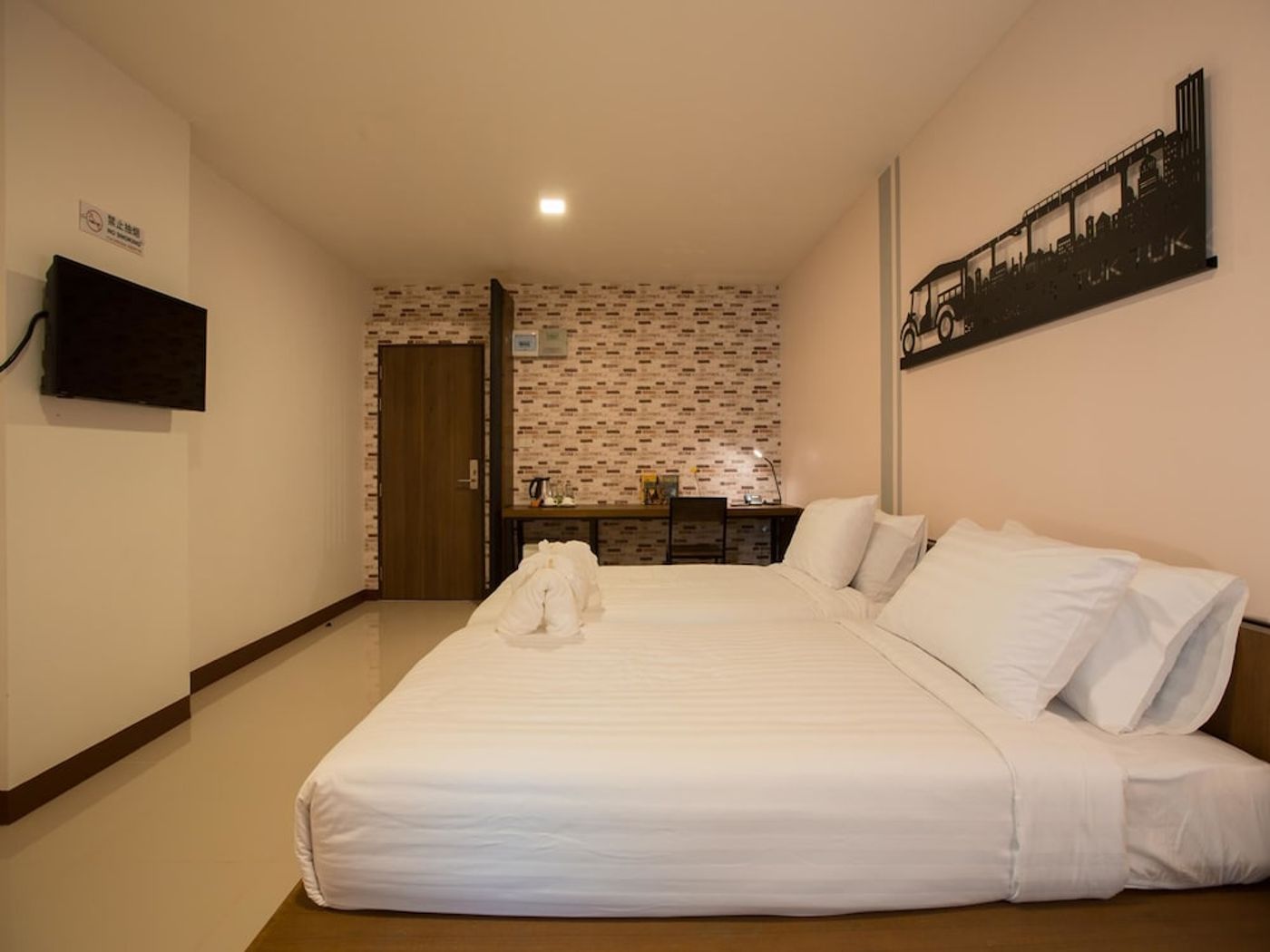 expedia-3162874-12