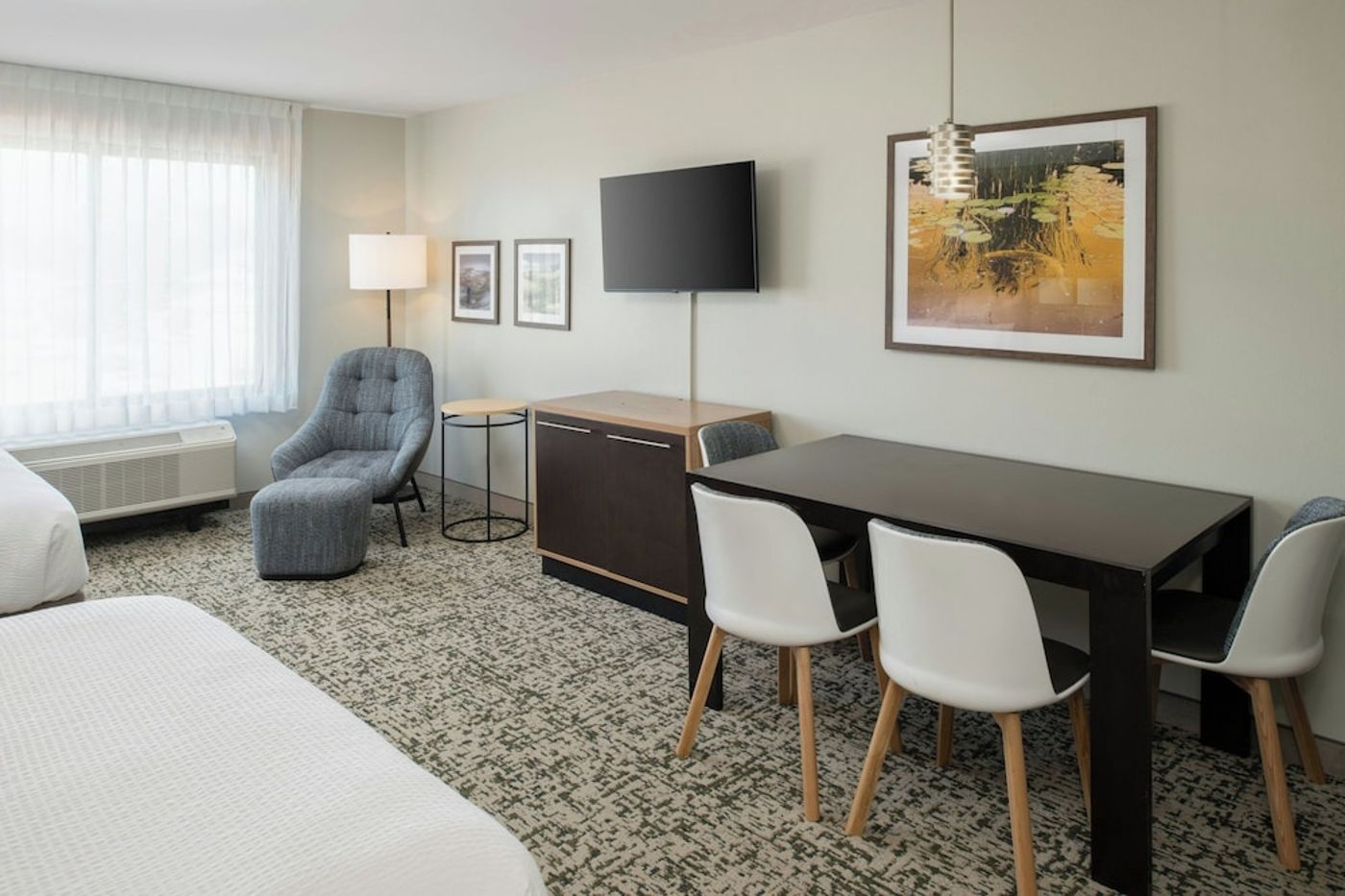 expedia-3165905-9
